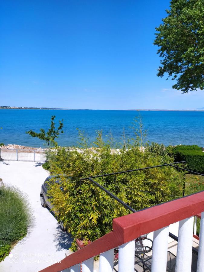 Apartman Joy Nin Buitenkant foto