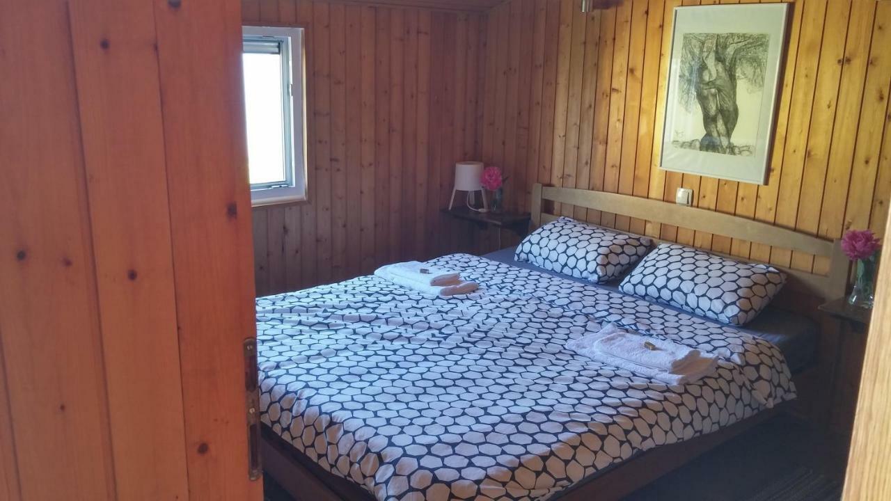 Apartman Joy Nin Buitenkant foto